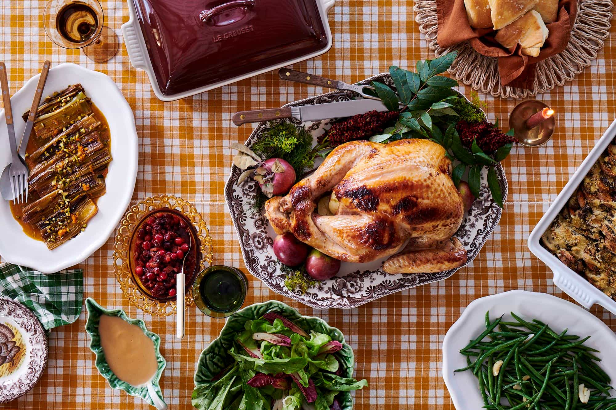 How to Host Thanksgiving Like a Pro: Recipes, Traditions, and Tips for the Perfect Feast 