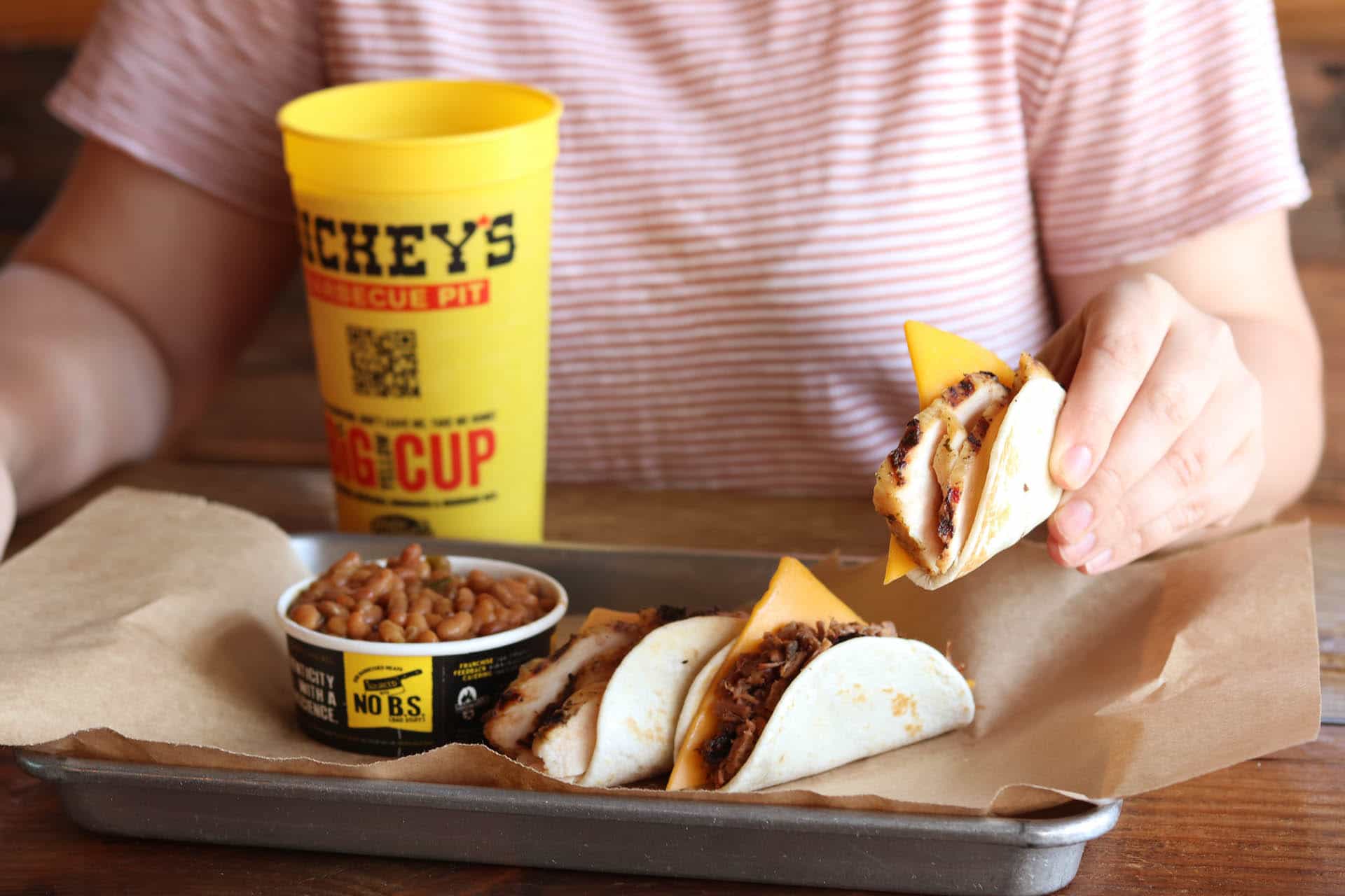 Mr. Dickey Visits Virginia Beach for New Dickey’s Barbecue Pit Opening
