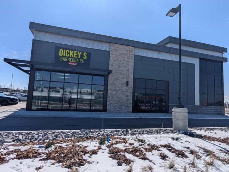 Dickey’s Barbecue Pit Expands with New Edmonton Opening