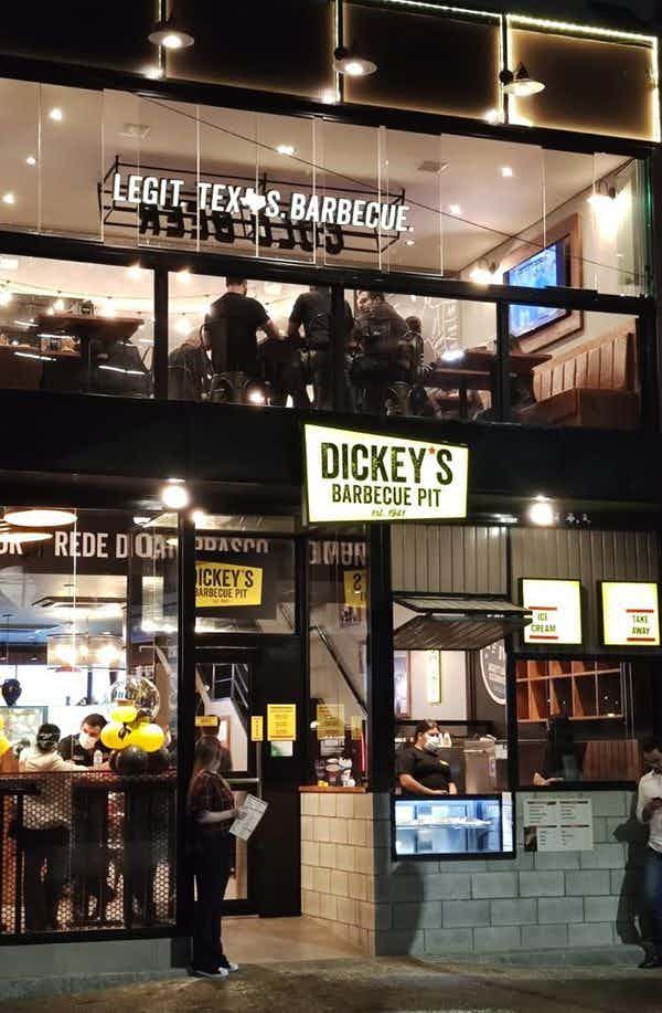 RestaurantNews.com: Dickey’s Barbecue Pit Opens in Sao Paulo, Brazil