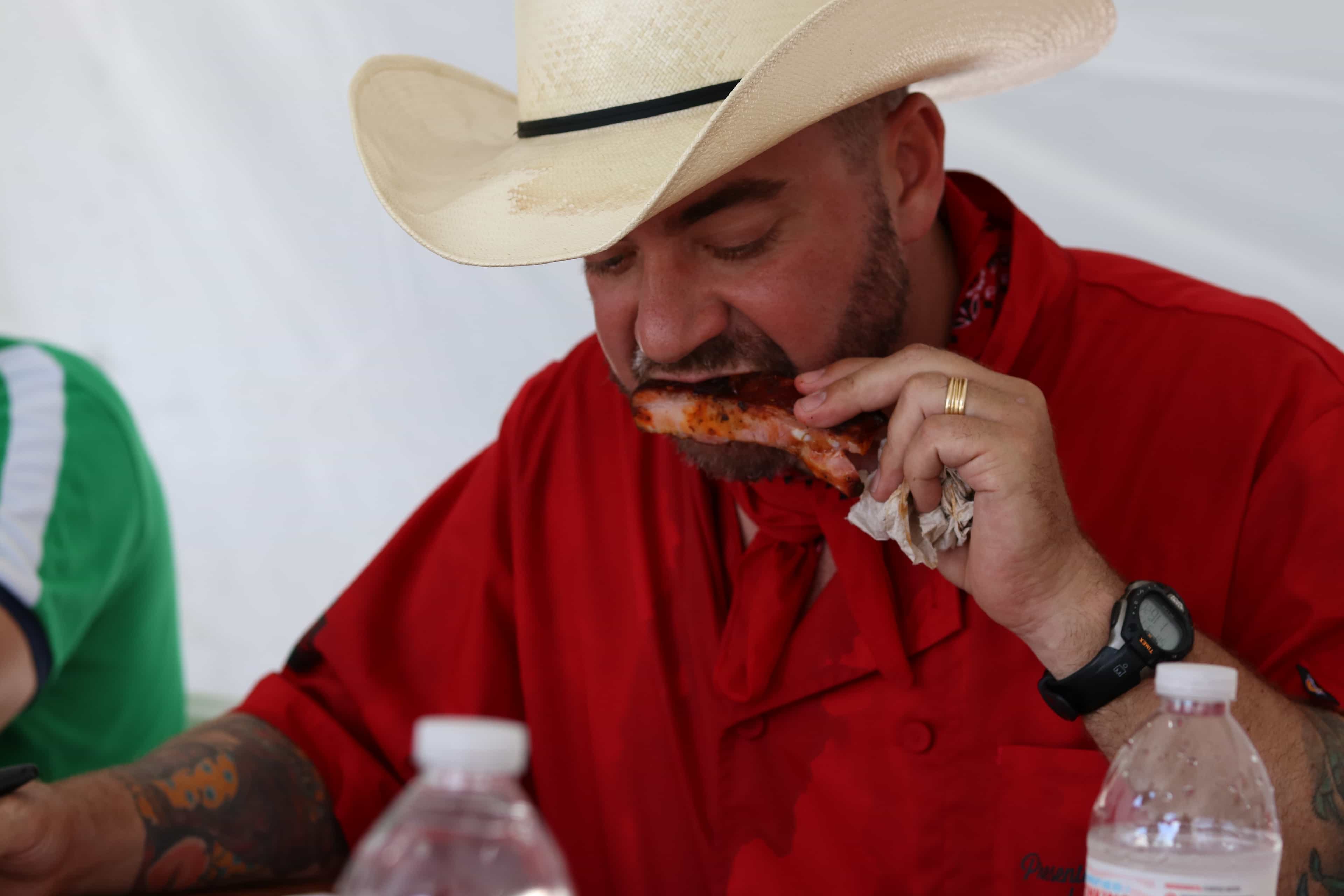 Law Enforcement vs. Firefighters in BBQ Battle on CW 33