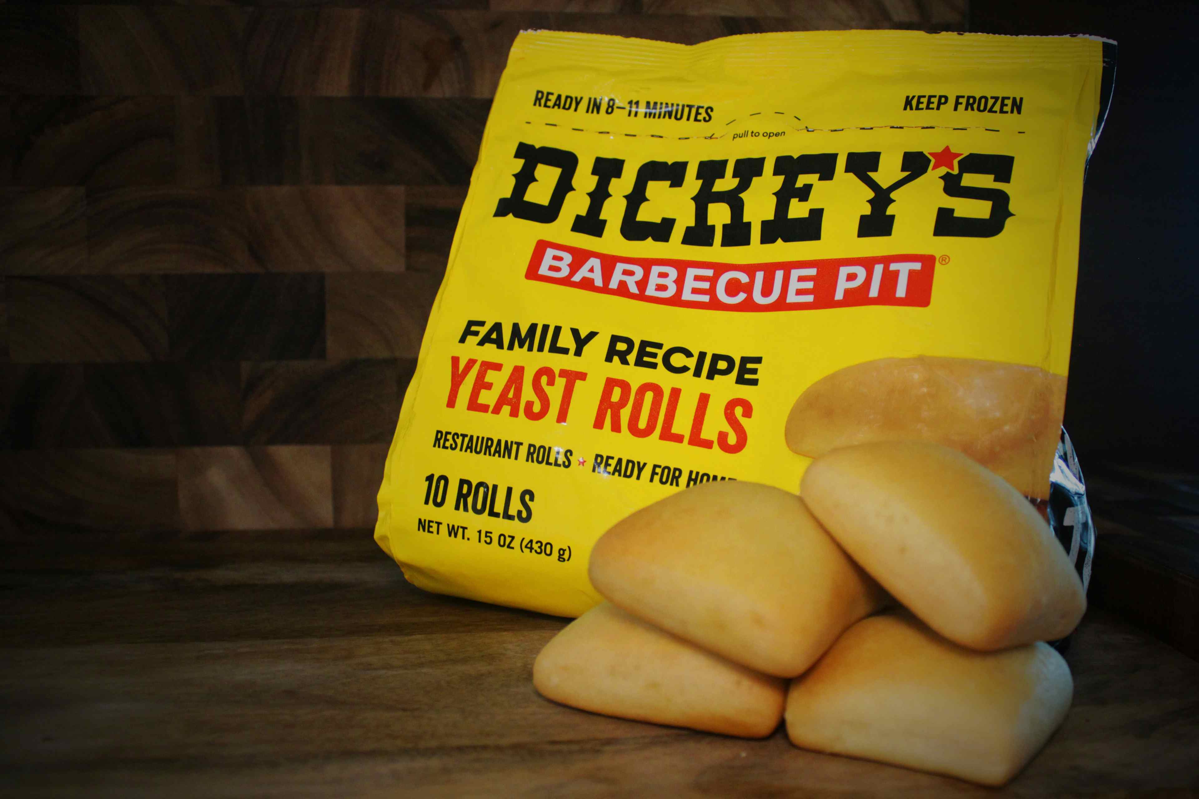 In The Spotlight: Dickey's Barbecue Signature Buttery Rolls