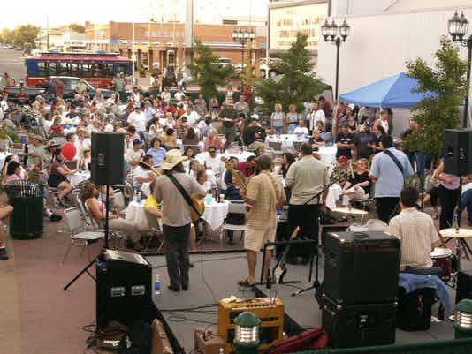 Visalia Times-Delta: Blues, Brews & BBQ with brings cheer with grand return