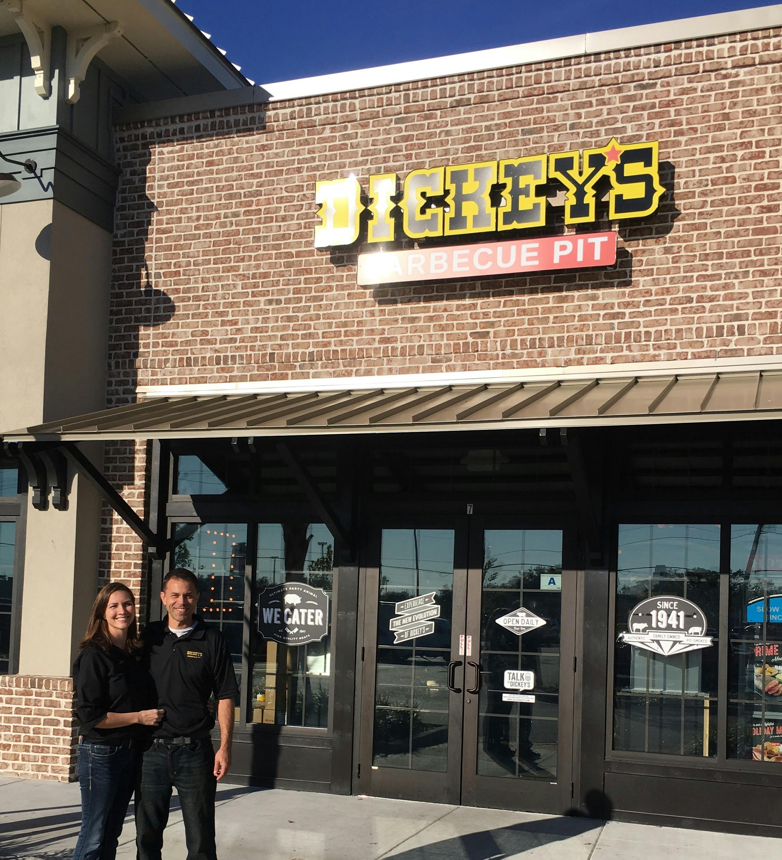 South Carolina Family Opens Dickey’s Barbecue Pit In Murrells Inlet