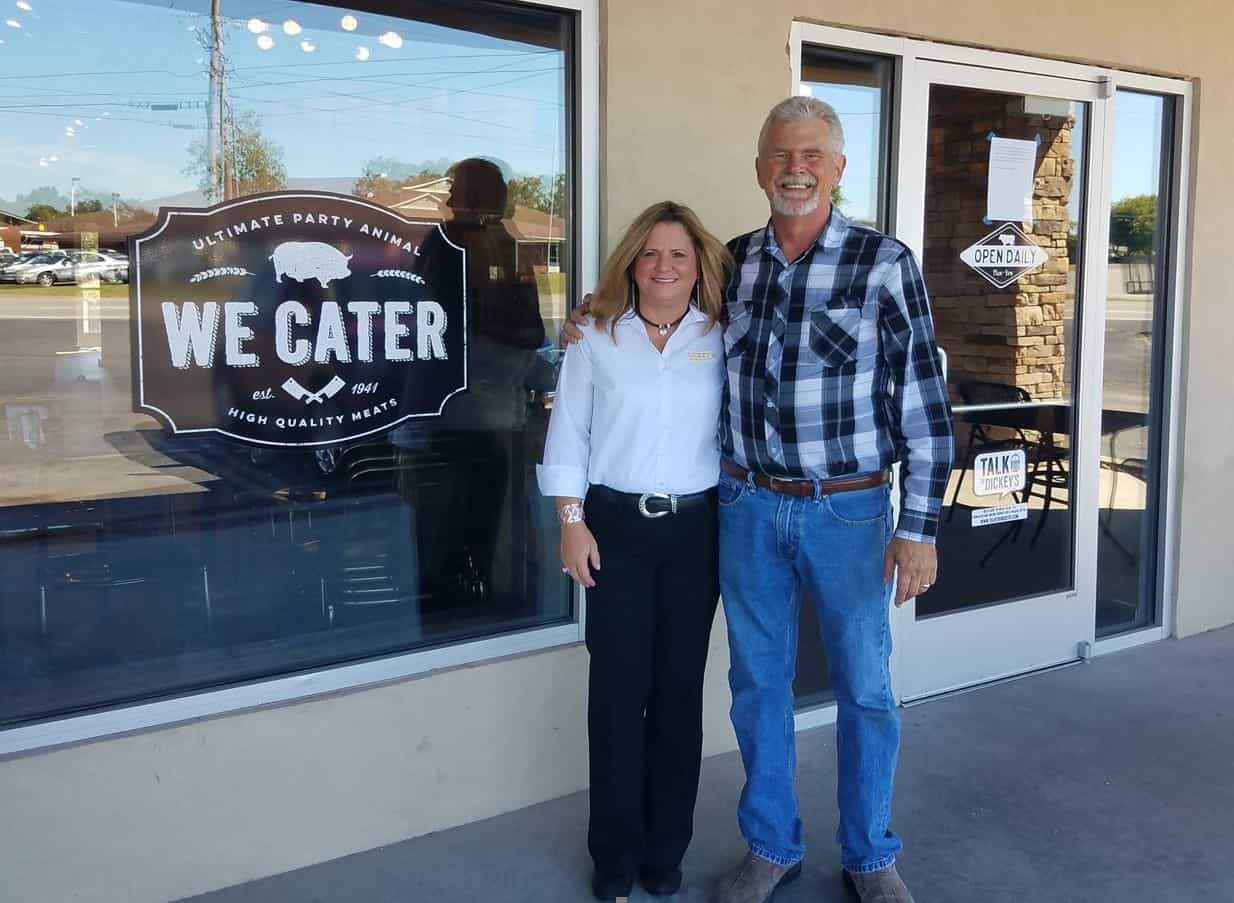 Local Entrepreneurs Bring Dickey’s Texas-style Barbecue to Lebanon, TN