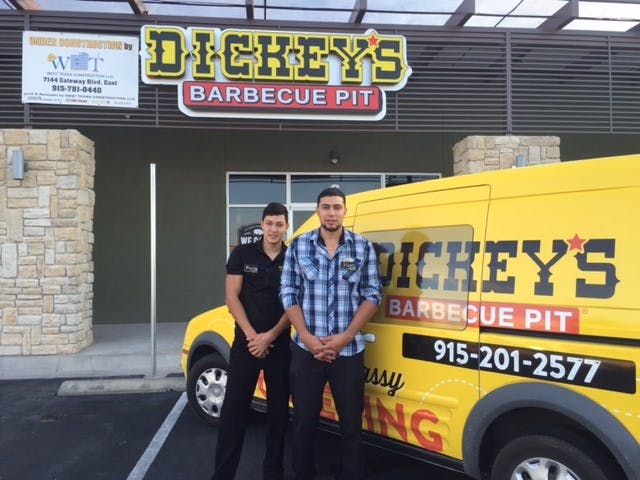 El Paso Native Opens New Dickey’s Barbecue Pit in His Hometown