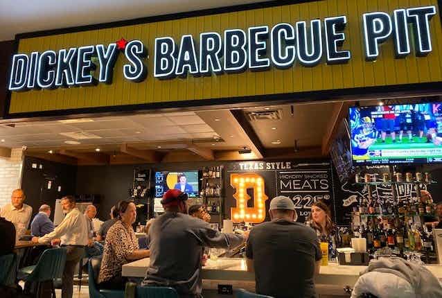 Dickey’s Barbecue Pit Lands at DFW Airport with a Full Bar 